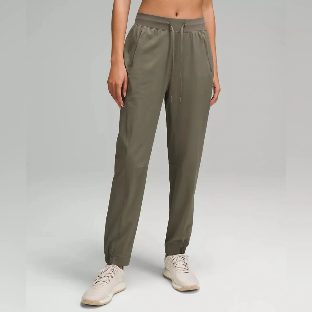 Lululemon License To Train High-Rise Pant Army Green Casual Women’s Active Small